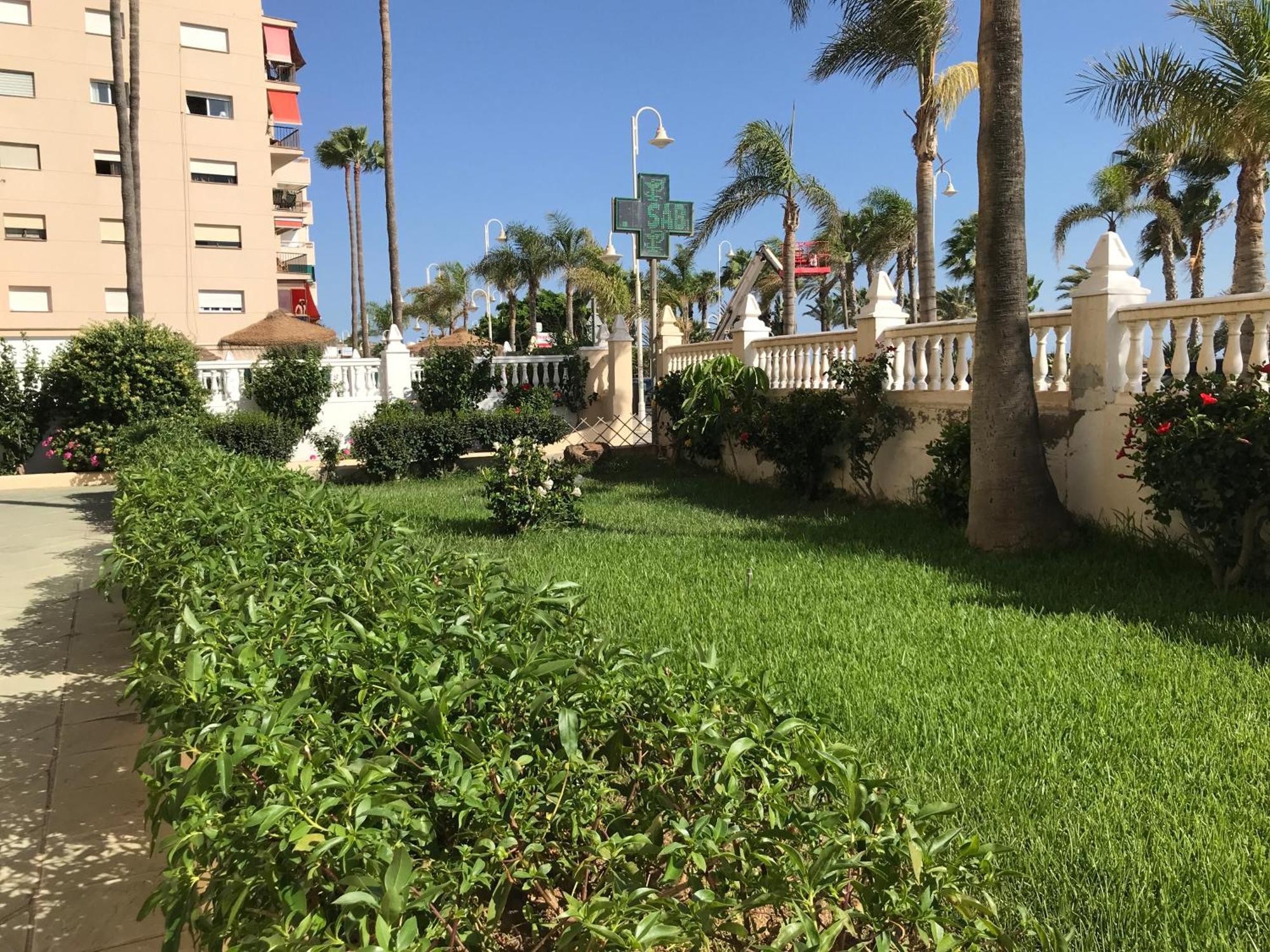 Apartamento 2 Dormitorios En Primera Linea De Playa San Cristobal Almuñécar Εξωτερικό φωτογραφία