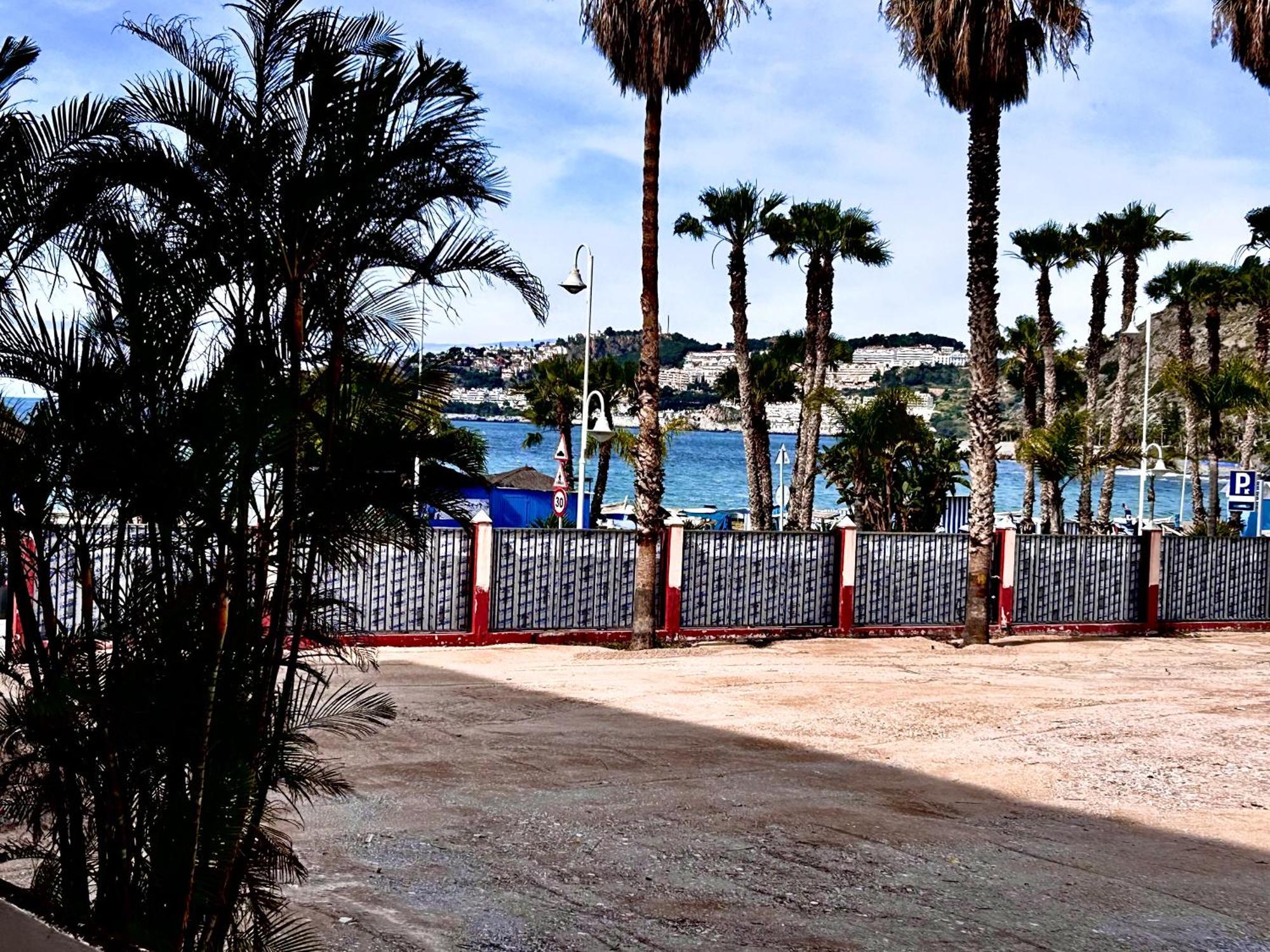 Apartamento 2 Dormitorios En Primera Linea De Playa San Cristobal Almuñécar Εξωτερικό φωτογραφία